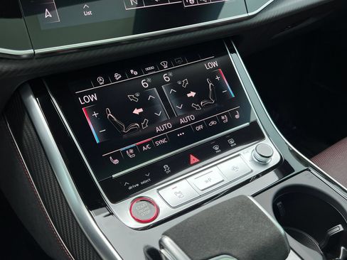 Used 2025 Audi RS Q8 performance AWD/4WD image 35