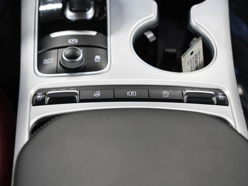 Used 2022 Kia Stinger GT2 AWD/4WD image 19