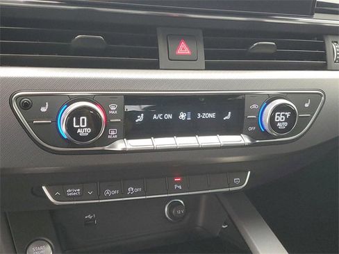 Used 2022 Audi A5 2.0T Premium Plus image 27