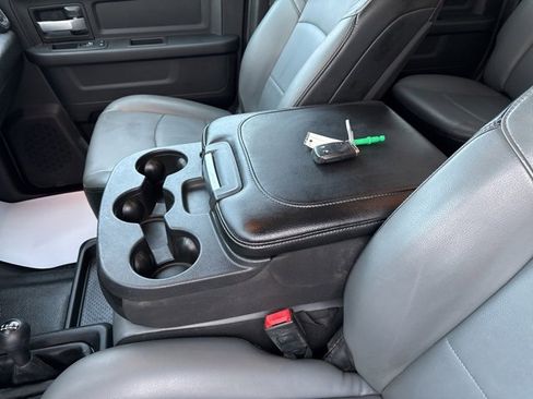 Used 2019 RAM 2500 Tradesman w/ Safety Group image 27