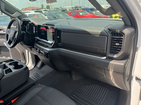 Used 2026 Chevrolet Silverado 1500 LT AWD/4WD image 43