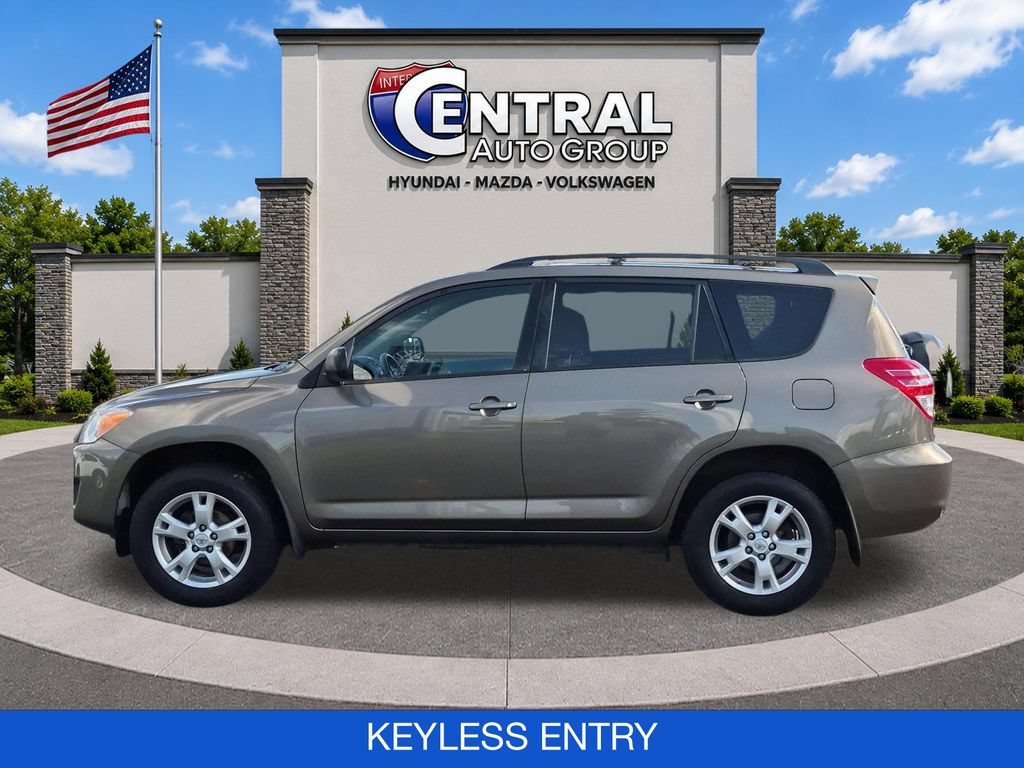 Used 2012 Toyota RAV4 4WD w/ Upgrade Value Pkg image 5
