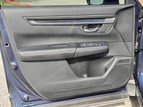 Used 2025 Honda CR-V Sport-L image 10