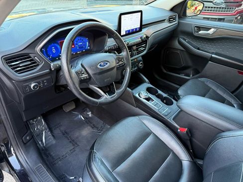 Used 2020 Ford Escape Titanium AWD/4WD image 15