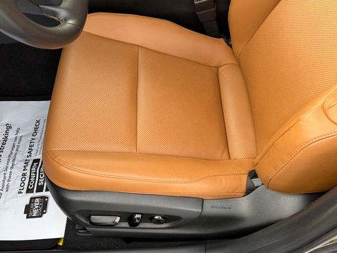 Used 2022 Lexus UX 250h UX 250h AWD image 15