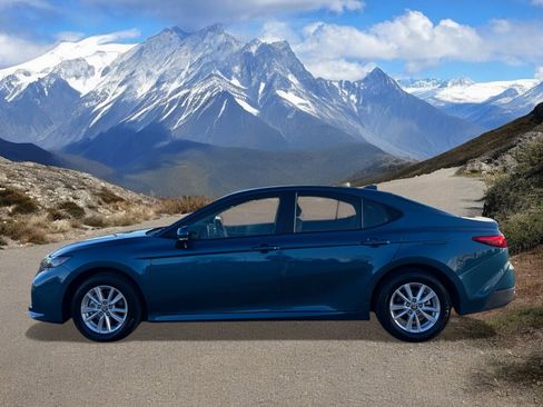 Certified 2025 Toyota Camry LE image 2