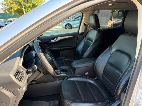 Used 2020 Ford Escape SEL AWD/4WD image 16