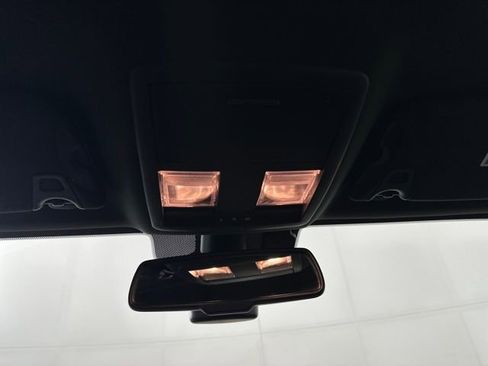 Used 2022 Dodge Challenger GT image 23