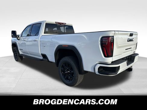 New 2026 GMC Sierra 2500 AT4 w/ AT4 Premium Plus Package image 6