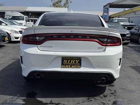 Used 2019 Dodge Charger GT RWD image 9