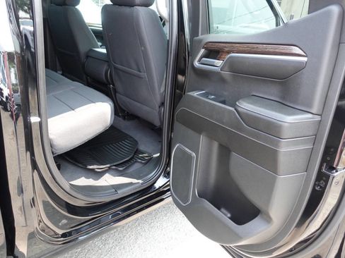 Used 2023 GMC Sierra 1500 Elevation image 27