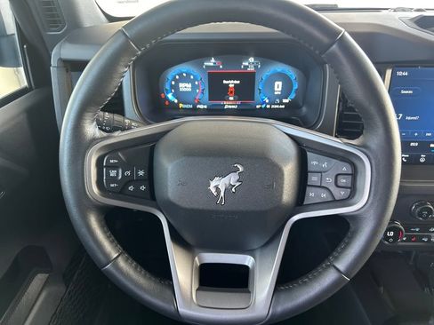Used 2025 Ford Bronco Badlands AWD/4WD image 17