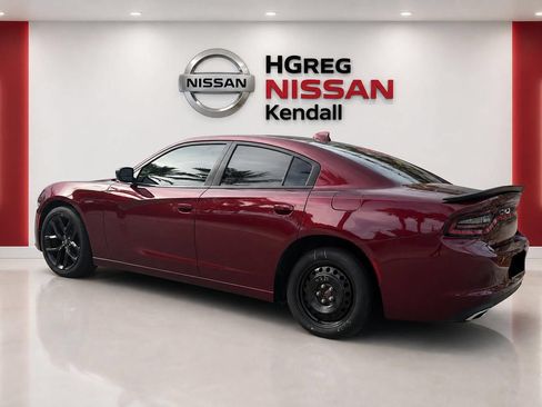 Used 2021 Dodge Charger SXT w/ Plus Group RWD image 2