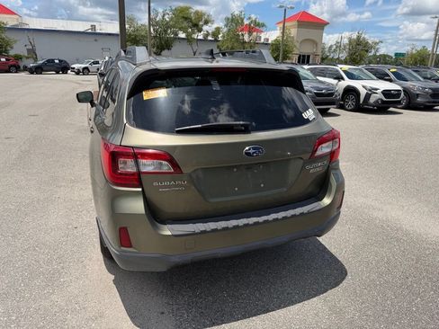 Used 2017 Subaru Outback 2.5i Limited w/ Popular Package #5 AWD/4WD image 6