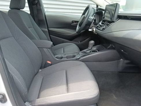 Used 2024 Toyota Corolla LE FWD image 29