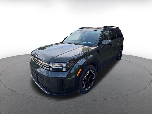 Used 2025 Hyundai Santa Fe SEL image 2