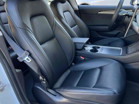 Used 2021 Tesla Model 3 Standard Range Plus image 39