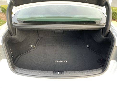 Used 2016 Hyundai Genesis 3.8 w/ Option Group 02 image 34