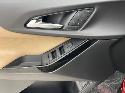 New 2026 Chevrolet Equinox ACTIV AWD/4WD image 11