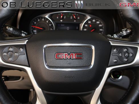 Certified 2020 GMC Terrain SLE w/ Driver Convenience Package AWD/4WD image 25