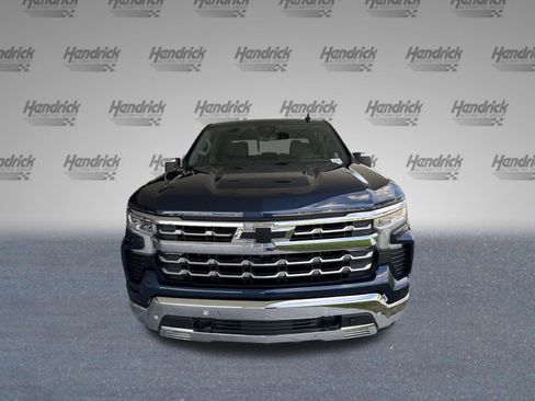 Used 2023 Chevrolet Silverado 1500 LTZ w/ LTZ Premium Package AWD/4WD image 3