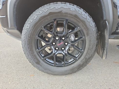 Used 2024 GMC Canyon Denali w/ LPO, Denali Black Edition image 10