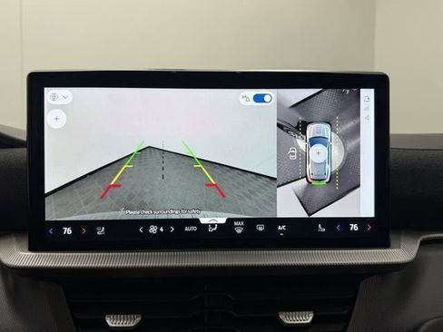 Used 2025 Ford Explorer ST-Line image 19