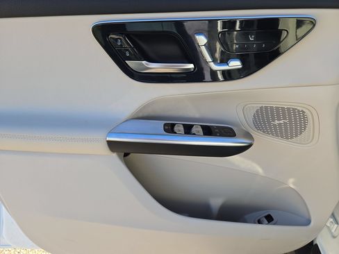 Certified 2026 Mercedes-Benz GLC 300 4MATIC image 15