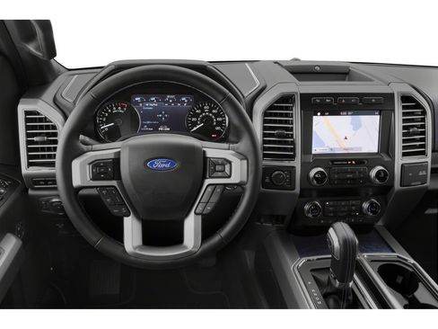 Used 2018 Ford F150 Platinum w/ Equipment Group 701A Luxury AWD/4WD image 4