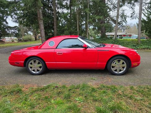 Used 2002 Ford Thunderbird image 6