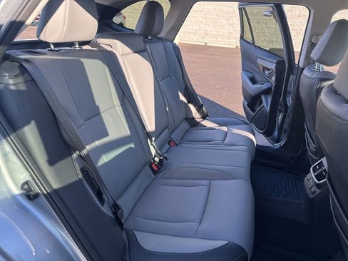 Used 2025 Subaru Outback Limited image 15