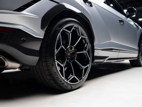 Used 2024 Lamborghini Urus Performante AWD/4WD image 86