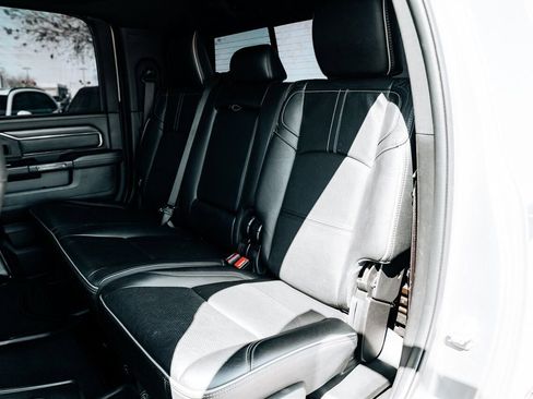 Used 2024 RAM 2500 Limited image 45