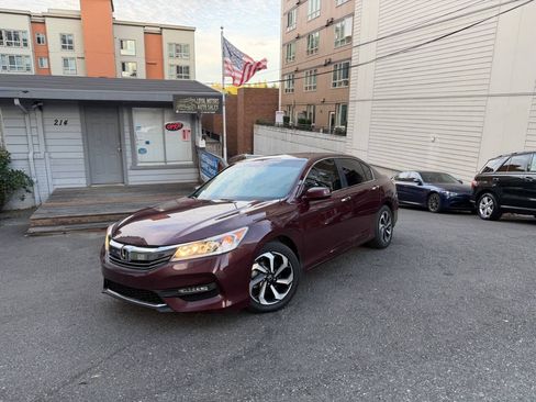 Used 2016 Honda Accord EX-L image 1