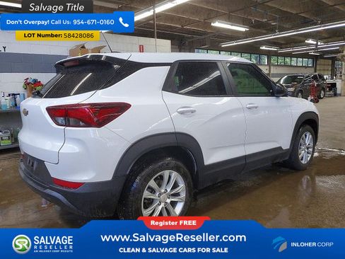 Used 2023 Chevrolet TrailBlazer LS FWD image 4