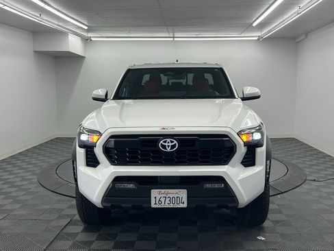 Used 2024 Toyota Tacoma TRD Off-Road w/ TRD Off Road Upgrade Package image 5