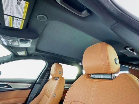 Used 2026 Jaguar F-PACE R-Dynamic S image 14