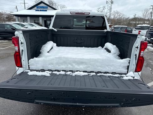 Used 2022 Chevrolet Silverado 1500 LTZ image 30