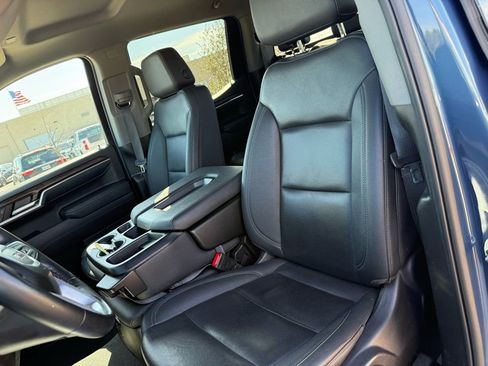 Used 2024 GMC Sierra 1500 SLT image 13