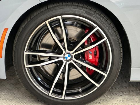 Used 2024 BMW 330i xDrive Sedan w/ M Sport Package AWD/4WD image 12