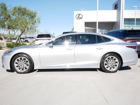 Used 2019 Lexus LS 500 image 3