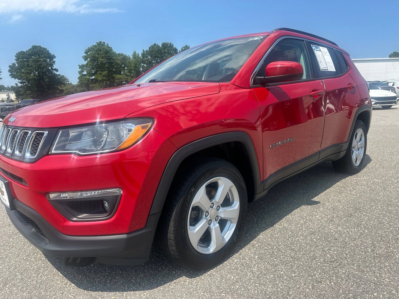 Used 2019 Jeep Compass Latitude AWD/4WD image 6