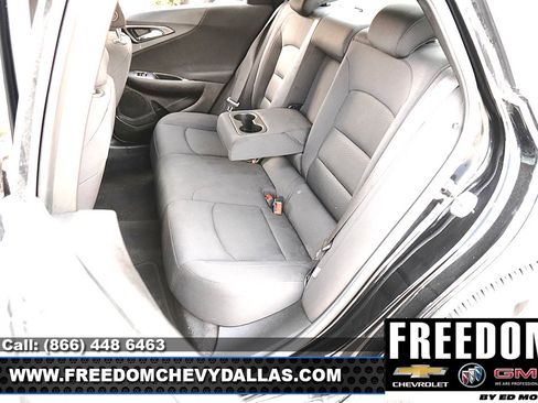 Used 2025 Chevrolet Malibu LT FWD image 11