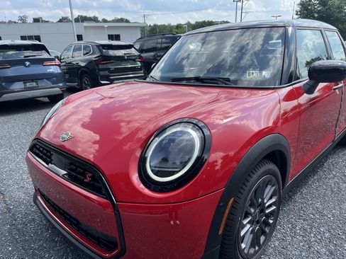 Used 2025 MINI Cooper S image 2