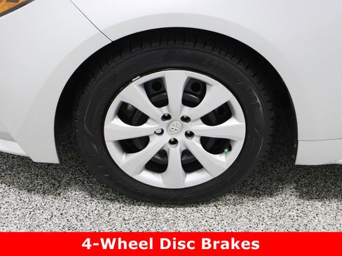 Certified 2023 Toyota Corolla LE image 11