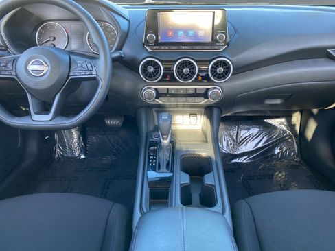 Used 2025 Nissan Sentra S FWD image 11