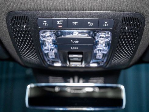 New 2026 Mercedes-Benz GLB 250 image 23