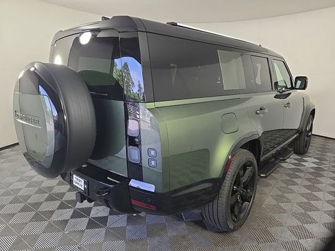 New 2026 Land Rover Defender 130 X-Dynamic SE AWD/4WD image 5