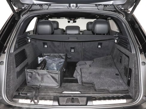 Used 2025 Land Rover Range Rover Sport Dynamic SE image 49