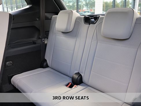 Used 2019 Volkswagen Tiguan SEL Premium R-Line image 9